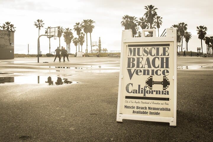 Secrets of Venice Boardwalk: Self-Guided Puzzle Adventure in Los Angeles photo 1