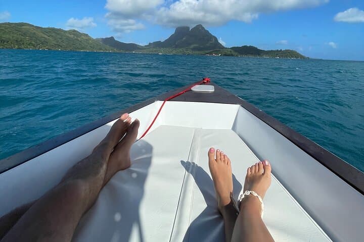 Private Sunset Cruise in Bora Bora: Champagne Lagoon at Dusk photo 3