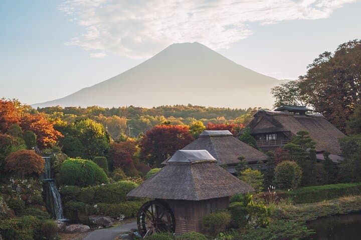 Private 1-Day Mount Fuji Tour from Tokyo: Kawaguchiko, 5th Station & Caves photo 3