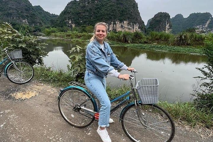 Vietnam in 8 Days: Ho Chi Minh to Hanoi Highlights Tour photo 3
