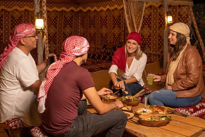 Dubai Private Night Desert Safari & Astronomy — Vintage Land Rover, Bedouin Dinner & Owl Encounter photo 5