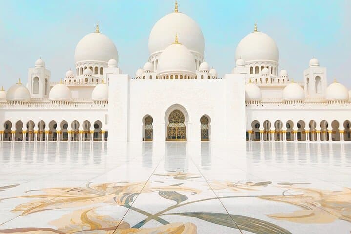 Abu Dhabi Full-Day City Tour: Sheikh Zayed Mosque, Corniche & Heritage Village photo 2