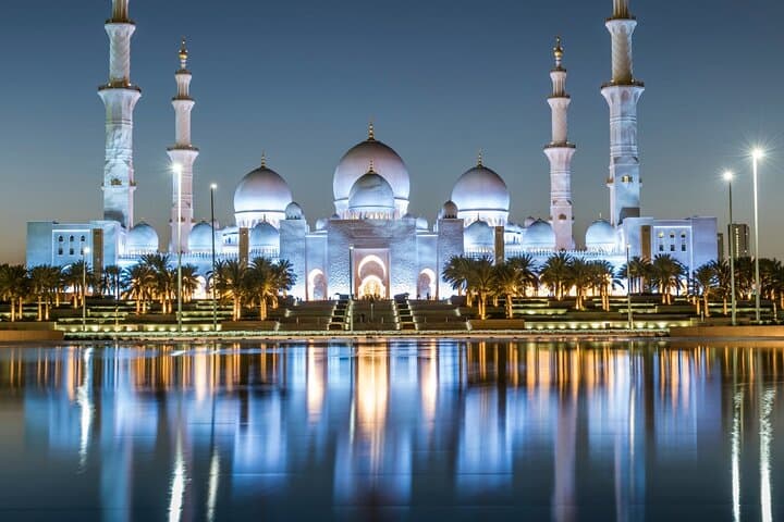 Abu Dhabi Full-Day City Tour: Sheikh Zayed Mosque, Corniche & Heritage Village photo 3