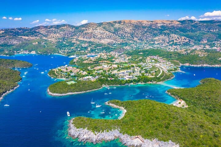 Syvota Islands 1-Hour Cruise: Blue Lagoon & Cave Stops