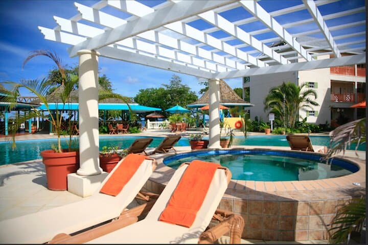 Full-Day Resort Pass in St. Lucia — Beach, Pools & Lunch Near Castries