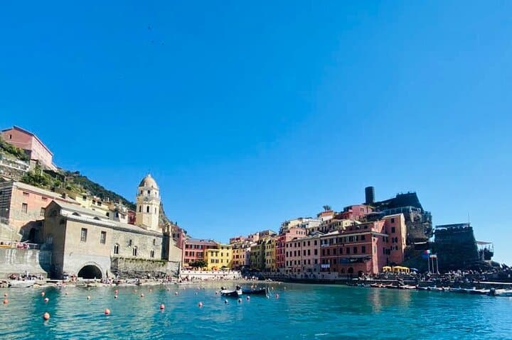 Cinque Terre by Sea: Monterosso Aperitivo & Snorkel Boat Tour