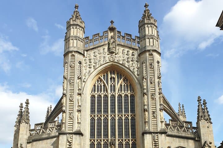 Bath Walking Tour with Blue Badge Guide — Roman Baths, Abbey & Georgian Architecture (2 hours) photo 2