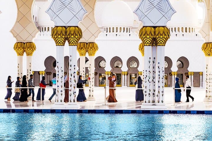 Full-Day Ferrari World and Sheikh Zayed Grand Mosque Tour from Dubai photo 4