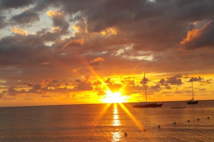 Discover Pure Bliss: Negril's 7 Mile Beach & Rick's Café Adventure photo 2