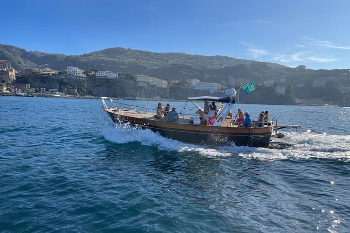 Private Positano Boat Tour from Sorrento — Amalfi Coast Day Cruise photo 4