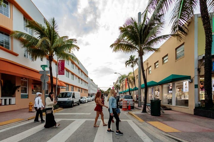 South Beach Food & Fun Art Deco Walking Tour — Taste Miami Beach’s Culinary & Architectural Icons photo 2