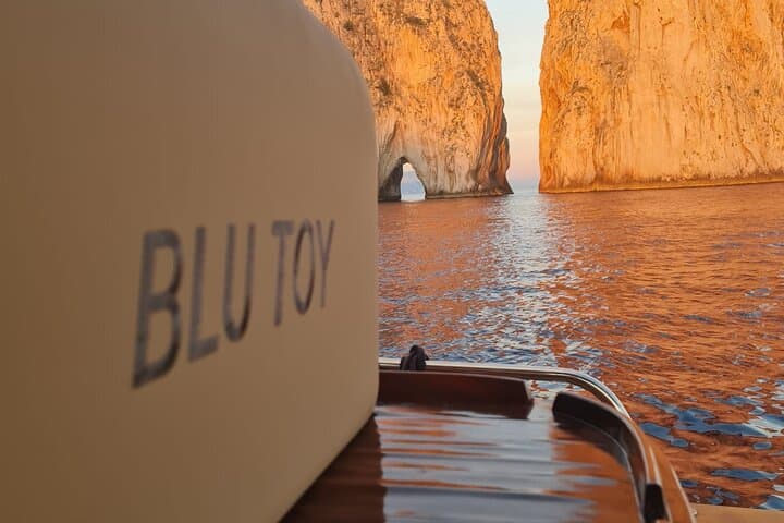 Capri Sunset Private Boat Tour from Sorrento with Limoncello Tasting photo 5