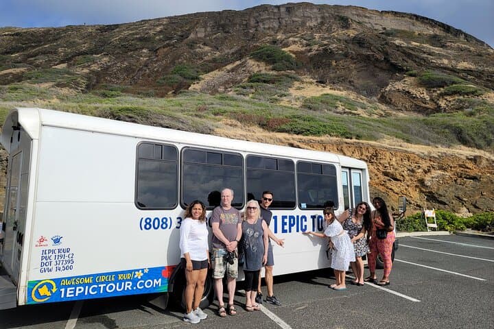 Byodo Temple & Waimea Botanical Garden Tour — Circle-Island Day Trip from Waikiki photo 3