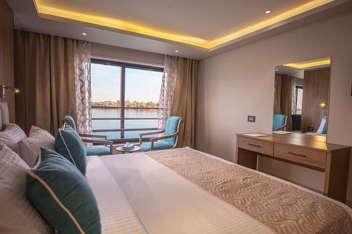 Luxor to Aswan: 5-Day Luxury Nile Cruise with Temples and Felucca Sunset photo 2