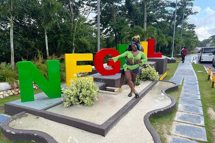 Discover Pure Bliss: Negril's 7 Mile Beach & Rick's Café Adventure photo 6