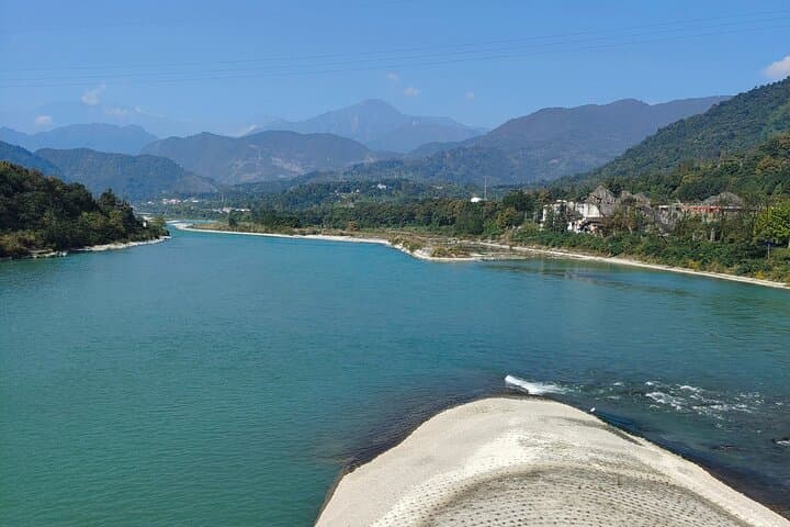 Full-Day Mt. Qingcheng and Dujiangyan Irrigation System Tour from Chengdu