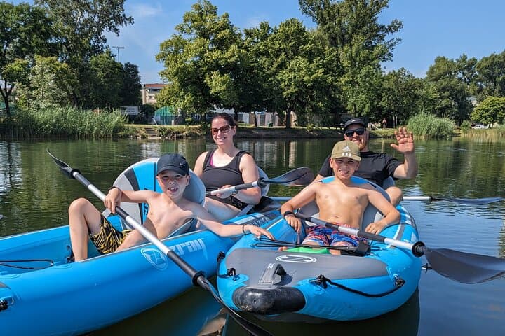 Private Kayaking Tour of Vienna's Old Danube (Alte Donau) photo 2