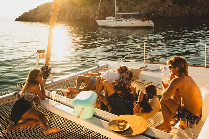 Private Catamaran Day Trip from Cala Jondal to Es Vedrá — Ibiza Lagoon 400 Charter photo 4