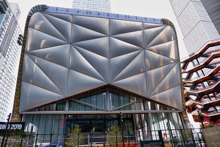 Solve Clues Across NYC: Celebrity Chef Self-Guided Architecture Exploration Game photo 3