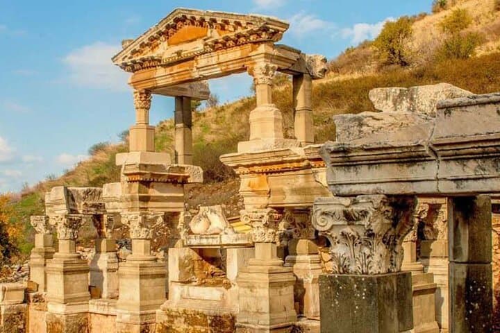 Explore Ephesus, the House of Mary and a Traditional Turkish Bath in One Day photo 5
