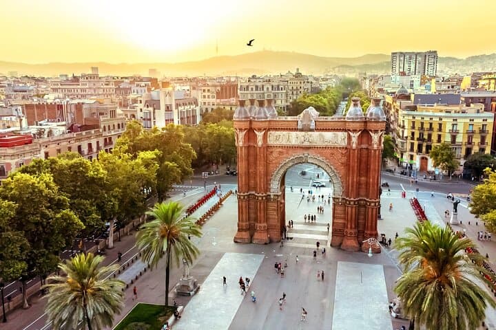 Las Ramblas Barcelona: Self-Guided Audio Walking Tour and City Highlights photo 3