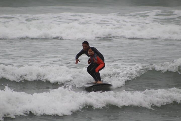 Beginner Surf Class in Lima: Private 80-Minute Lesson on the Pacific Coast photo 2