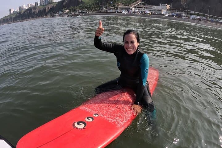 Beginner Surf Class in Lima: Private 80-Minute Lesson on the Pacific Coast photo 4