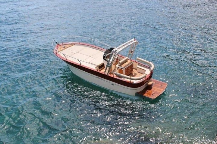 Procida Island Boat Tour: 2h15 Swim, Snorkel & 5K Underwater Photos photo 2