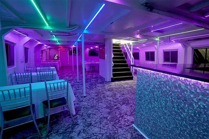 Liberty Belle NYC New Year's Eve Fireworks Cruise — Family-Friendly Midnight Boat Party photo 4