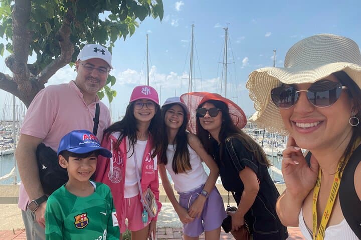 Private Half-Day Chauffeured Tour of Barcelona with Licensed Guide photo 6