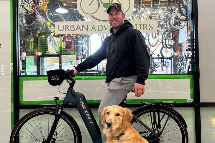 Boston E-Bike Rental — Comfort Electric Assist Bicycle for Waterfront & City Riding