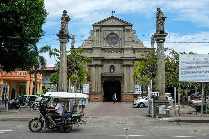 Private Half-Day Dumaguete City Tour: Silliman University, Cathedral & Local Markets photo 5