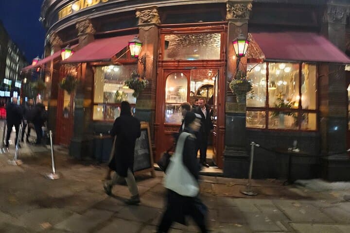 Historic London Pub Walking Tour: 3-Hour Gin Palaces & Taverns photo 5