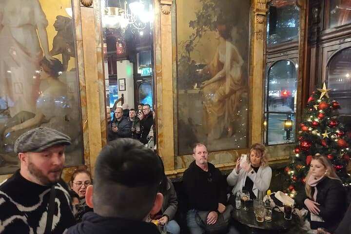 Historic London Pub Walking Tour: 3-Hour Gin Palaces & Taverns photo 2