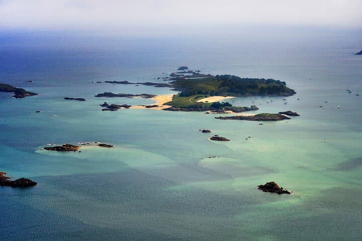 Lakawon Island Private Day Trip from Bacolod — White Sand, Floating Bars & Easy Escapes photo 2
