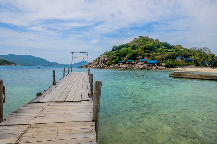 Lakawon Island Private Day Trip from Bacolod — White Sand, Floating Bars & Easy Escapes photo 6