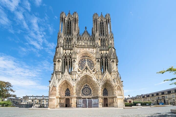 Self-Guided Paris Foodie Walk: 7.2 km Audio Tour in 7 Languages photo 3