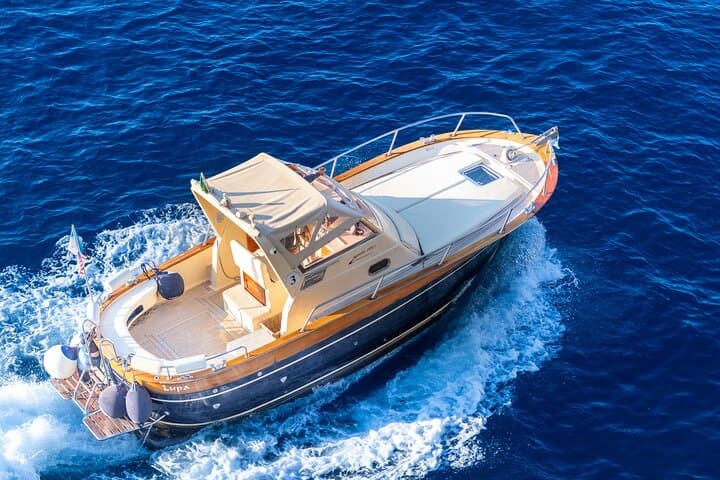 Private Amalfi Coast Cruise from Positano or Praiano — Full-Day Swim, Grottos & Coastal Lunch