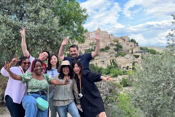 One-Day Provence Highlights from Avignon: Pont du Gard, Les Baux & Roussillon photo 6