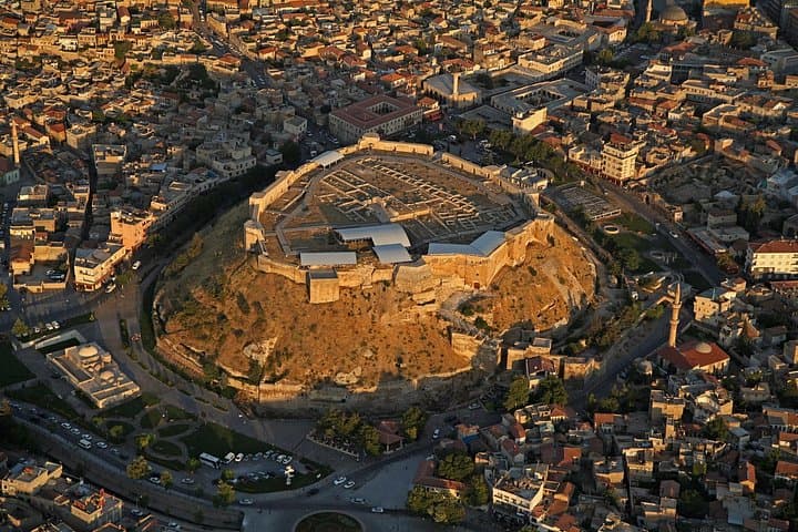 Private Full-Day Gaziantep City Tour: Zeugma, Castle & Culinary Highlights photo 6