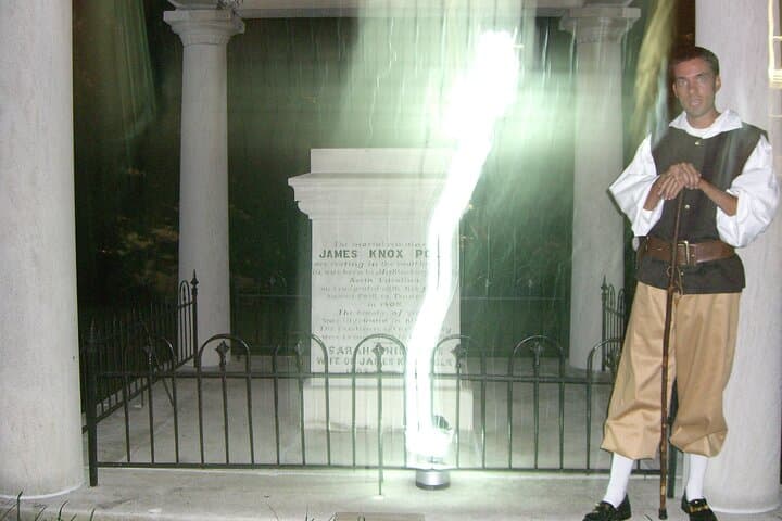 Haunted Nashville Night Walking Tour: Ryman, Hermitage & Printer's Alley Ghost Stories photo 3
