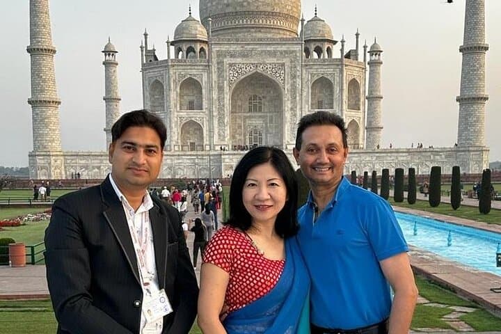 Taj Mahal Sunrise Tour — Skip-the-Line Morning Visit with Complimentary Hotel Breakfast photo 3