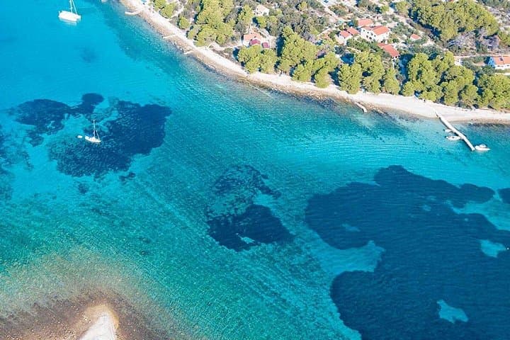 Speedboat Blue Lagoon & 3 Islands Tour from Trogir — Swim, Snorkel & Lunch photo 1