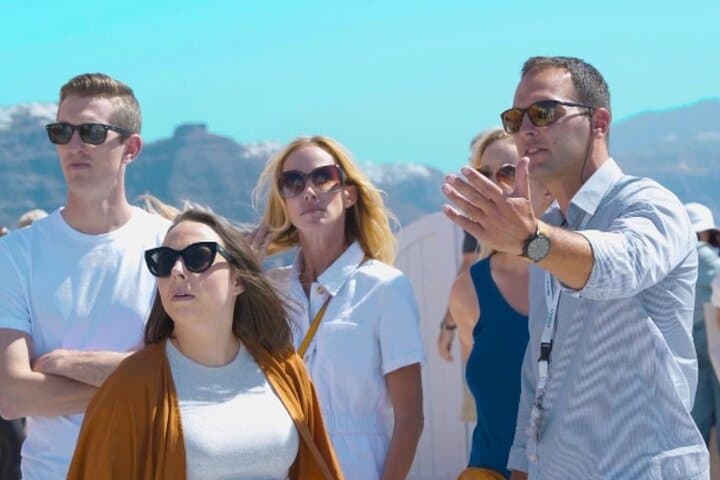 Santorini 8-Hour Private Tour: Fira, Oia, Akrotiri & Black Sand Beaches photo 1