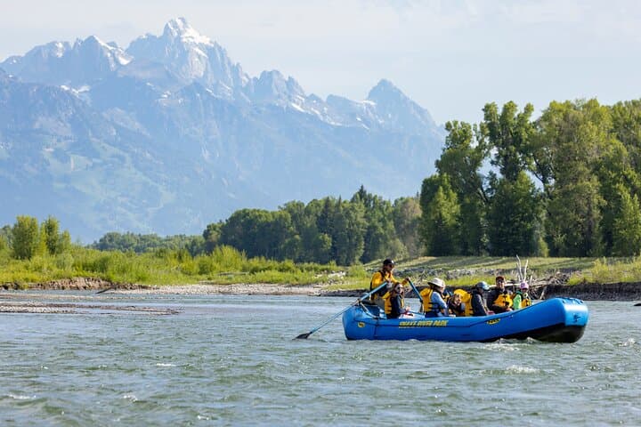 13-Mile Snake River Scenic Wildlife Float with Teton Views