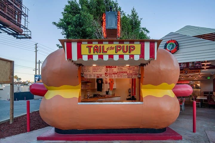 Tail O' the Pup Private Historical Hot-Dog Tour on Santa Monica Blvd photo 2