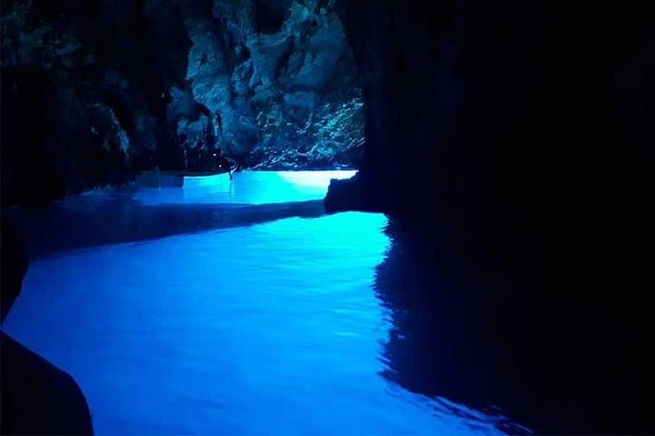 Private Speedboat Tour to the Blue Cave, Vis & Hvar — Full-Day Adriatic Escape photo 2