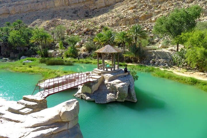 Two Oasis & Wahiba Desert Overnight: 2-Day Private Oman Desert Camping Tour photo 2