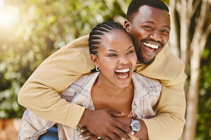 Romantic Walking Tour in Maputo: Cathedral, Gardens & Market Stroll