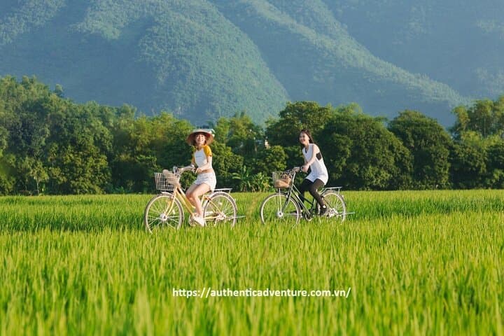 Mai Chau 1-Day Tour: Valley Cycling, Village Walks & Thung Khe Pass